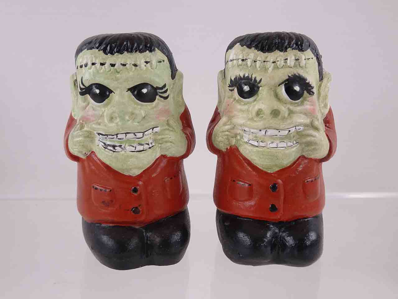 55068 Halloween characters salt and pepper shakers possibly made by Jean Grief - Frankenstein