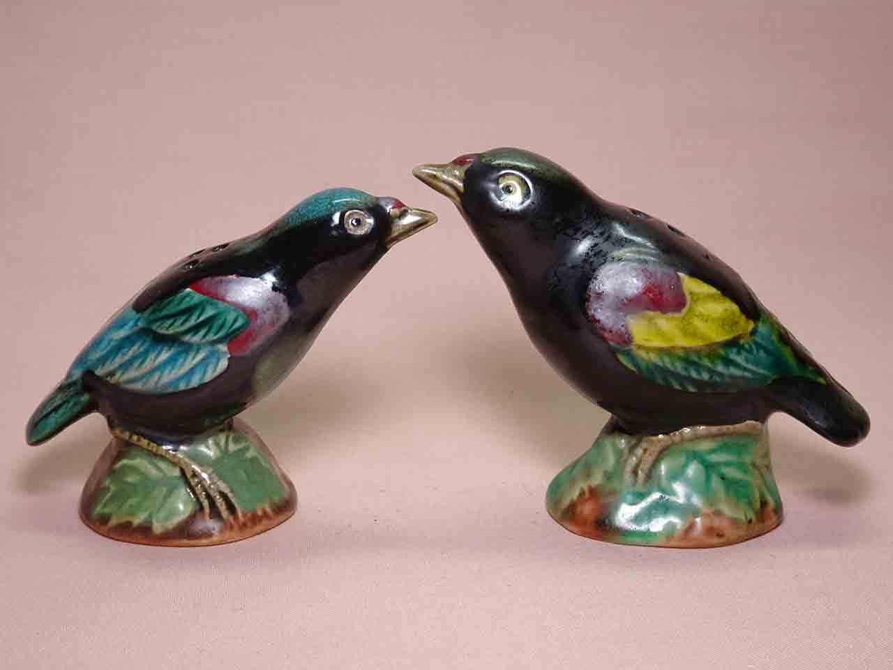 40045 Vintage Made in Japan birds salt and pepper shakers - Red-Winged Blackbirds