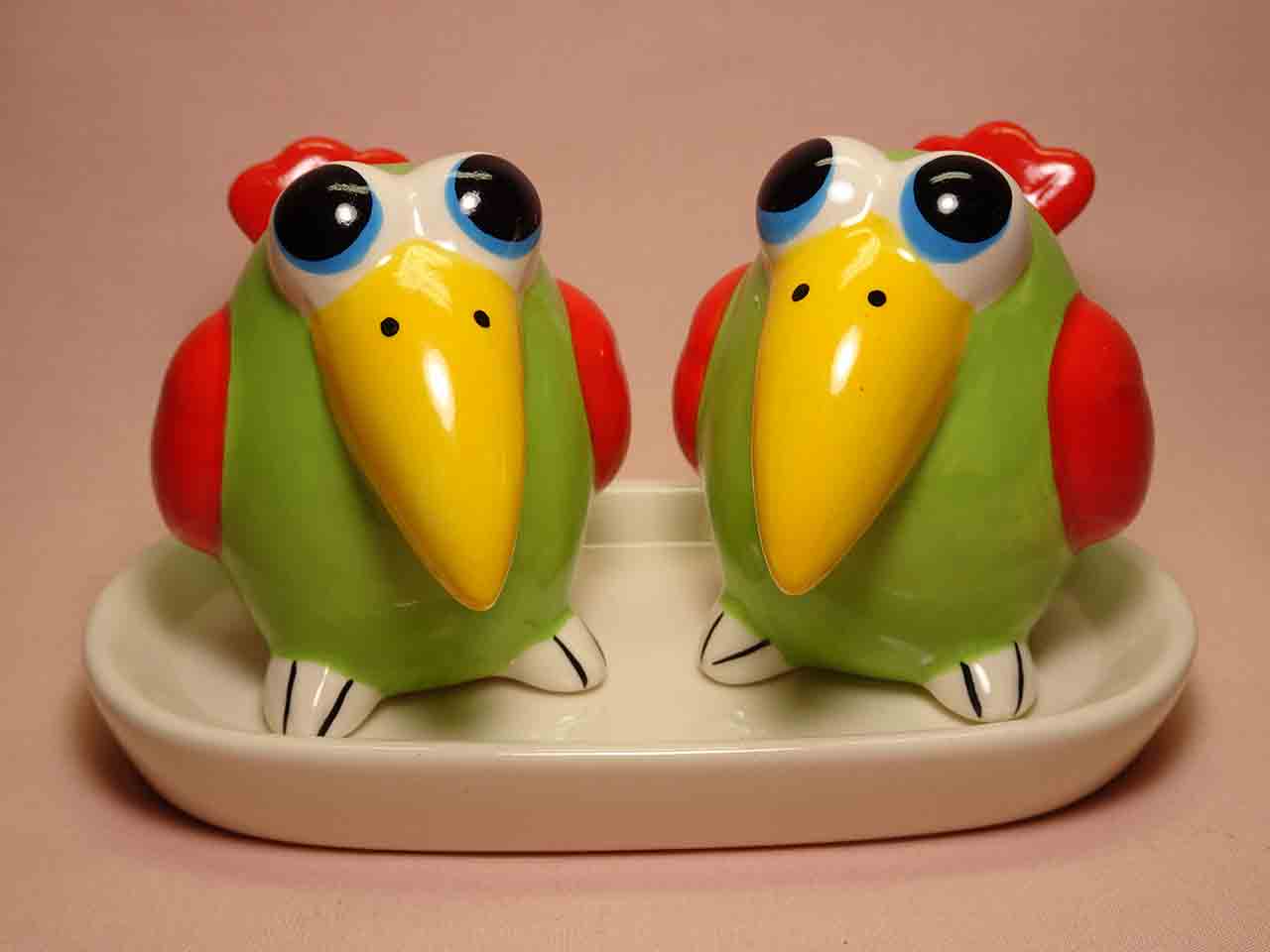 41806 Birds salt and pepper shakers