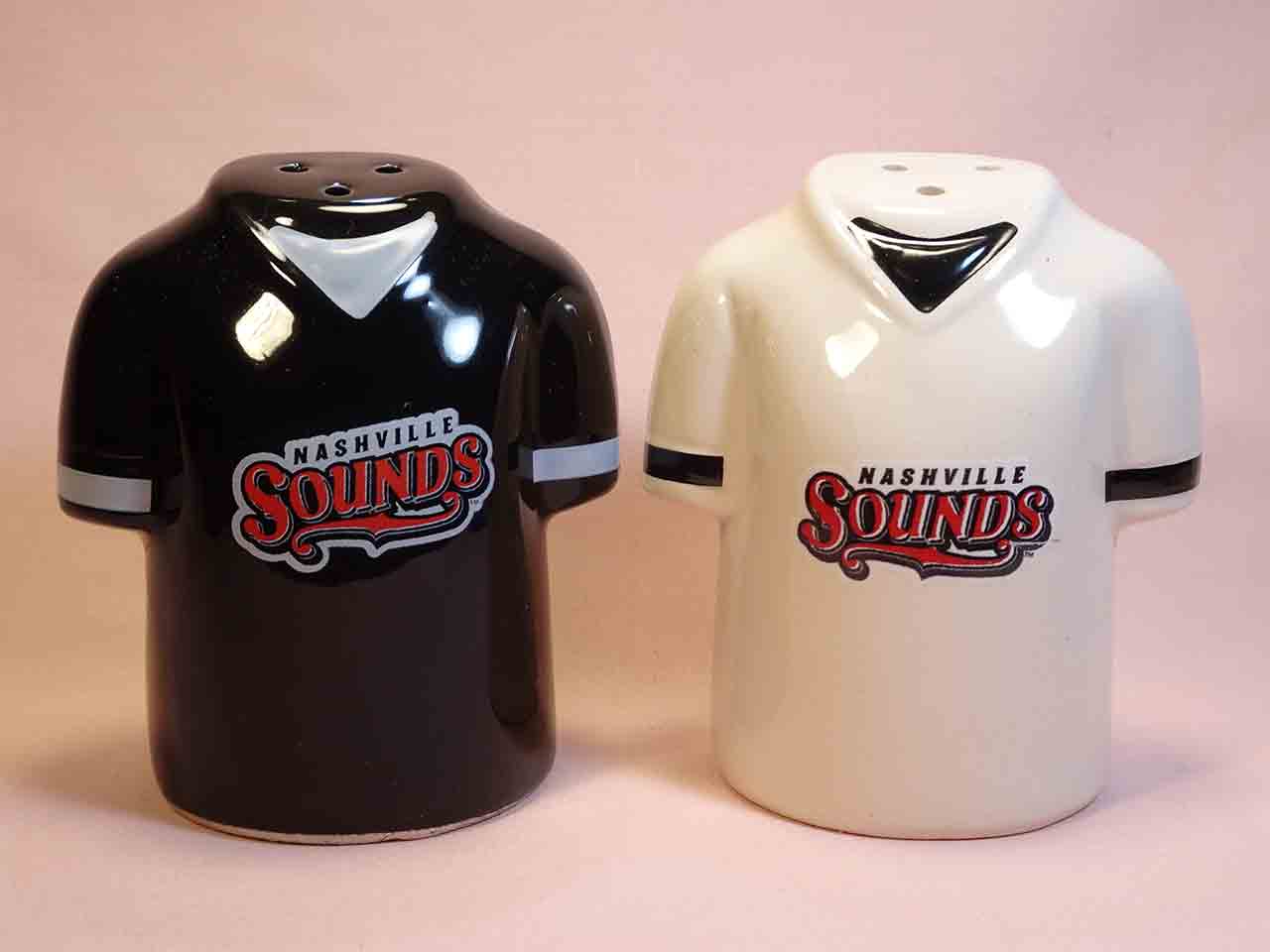 43127 Nashville Sounds Minor League Baseball team stadium giveaway salt and pepper shakers
