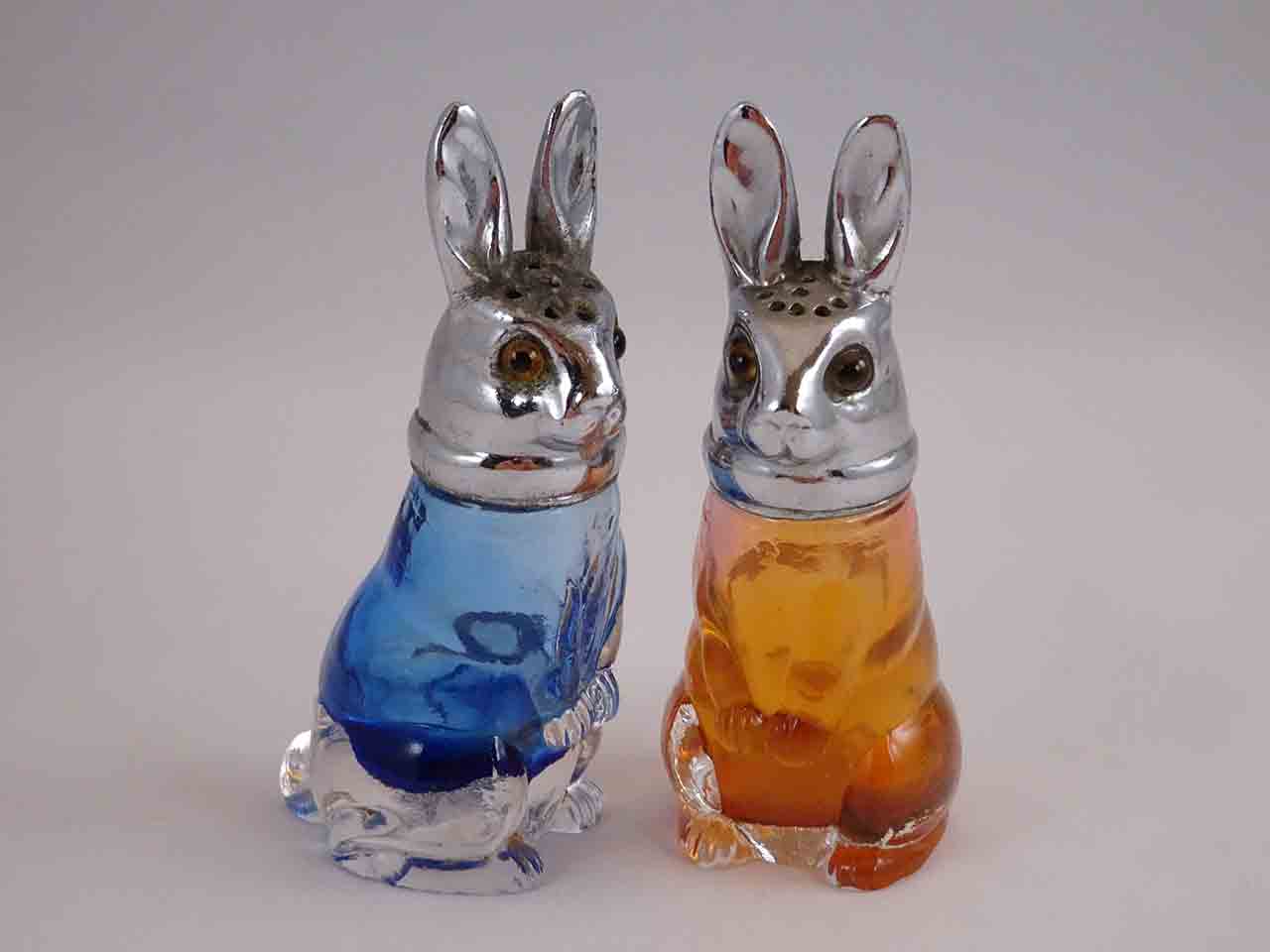 45583 Antique glass rabbit salt and pepper shakers by S.W. Farber and Czechoslovakia