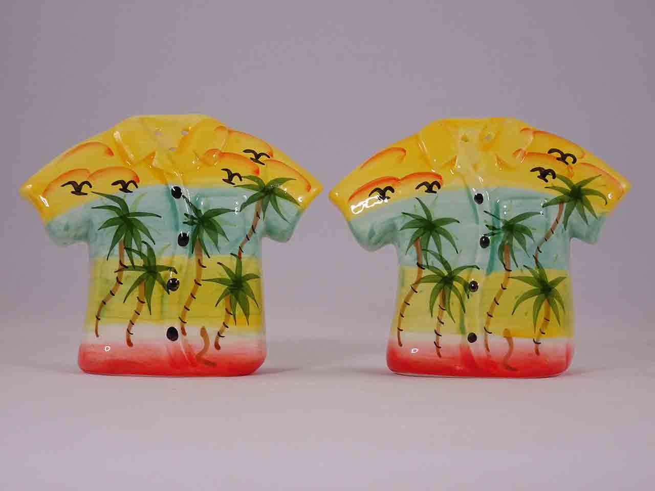 46510 Hawaiian Shirts by Mango Mike Salt and Pepper Shakers