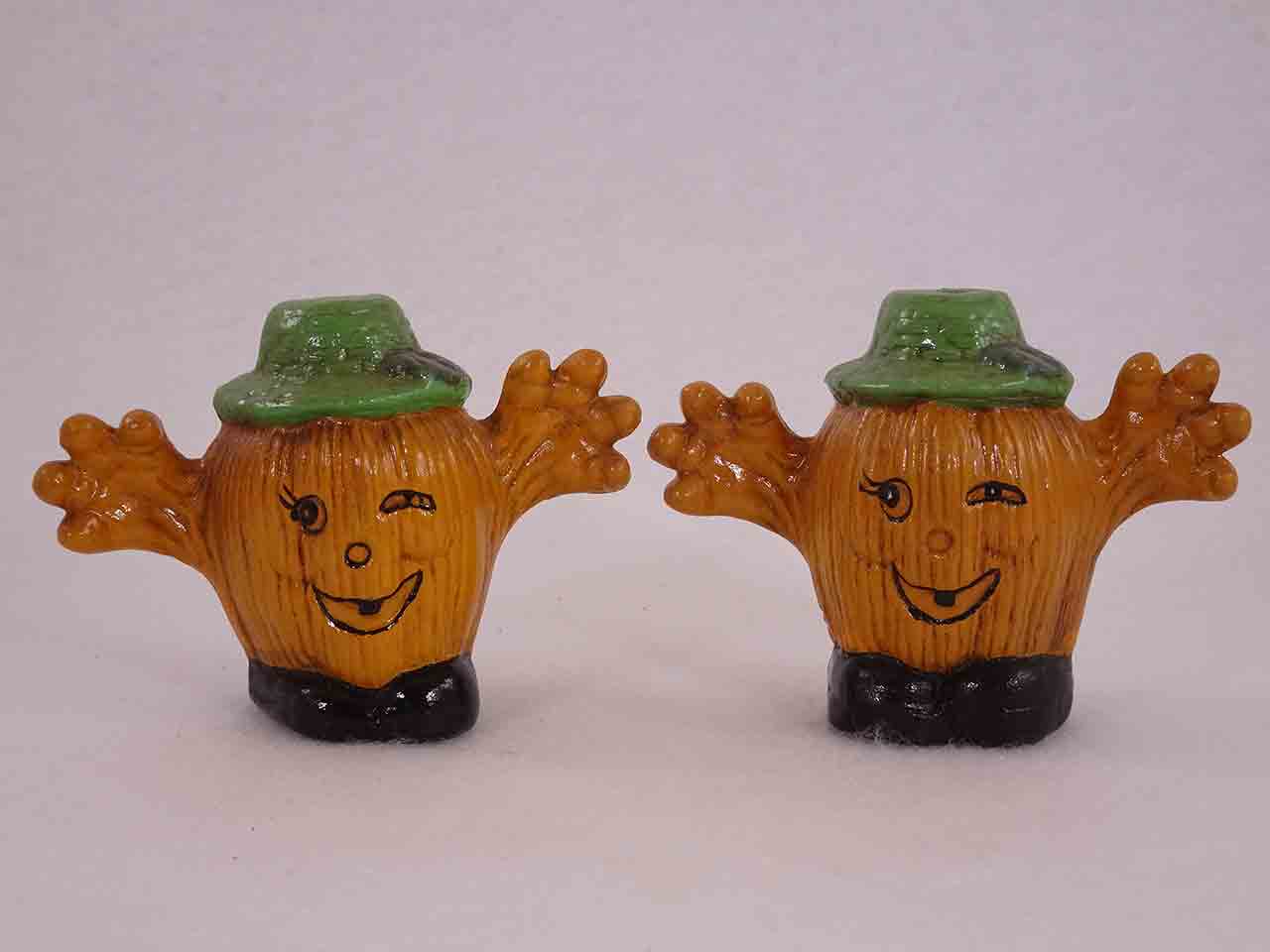 52003 Halloween characters salt and pepper shakers possibly made by Jean Grief - Jack-O-Lanterns