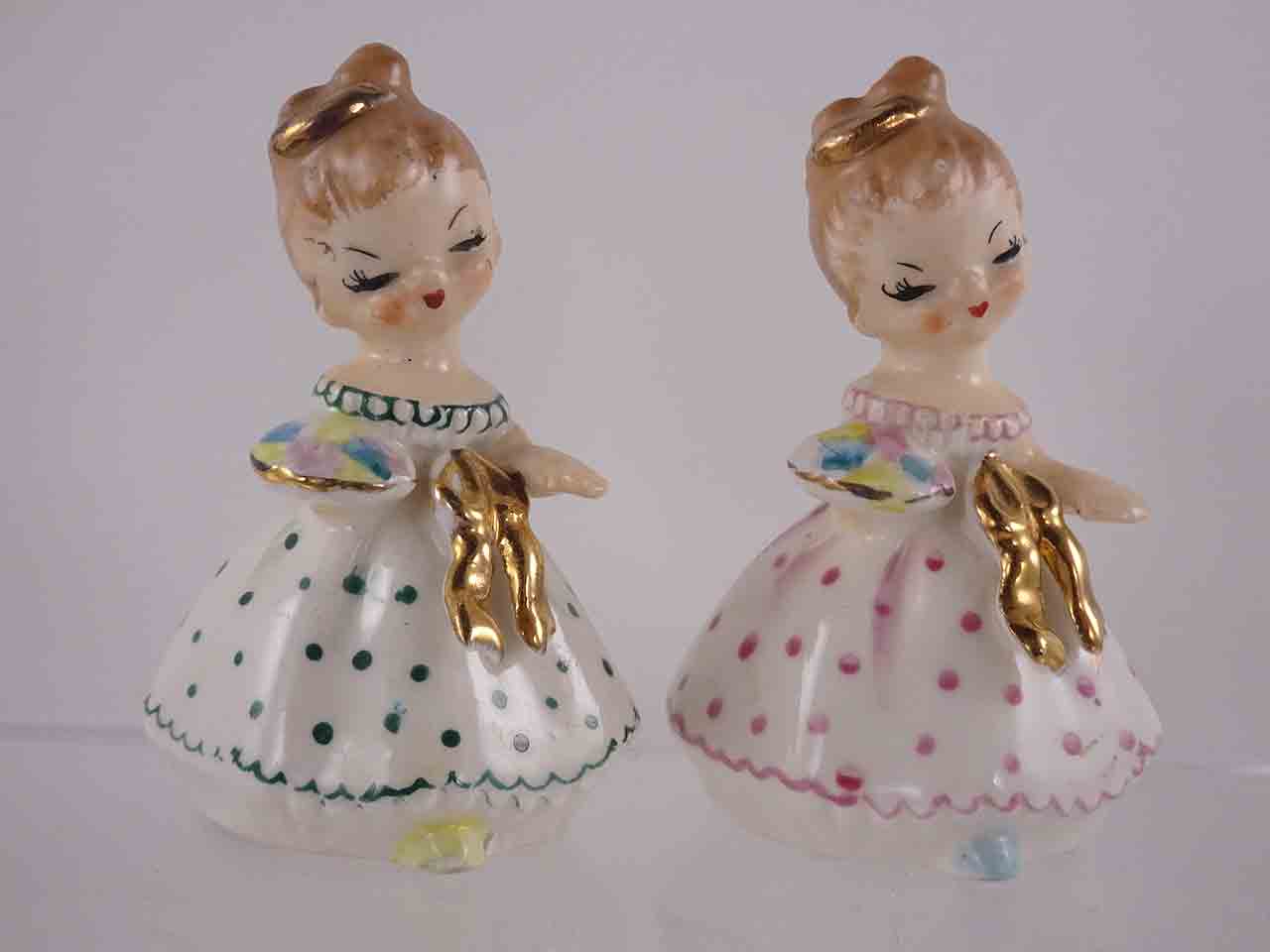53762 Marilyn-Exclusive CONSCO Japan imports - Girls in fancy dresses - salt and pepper shakers