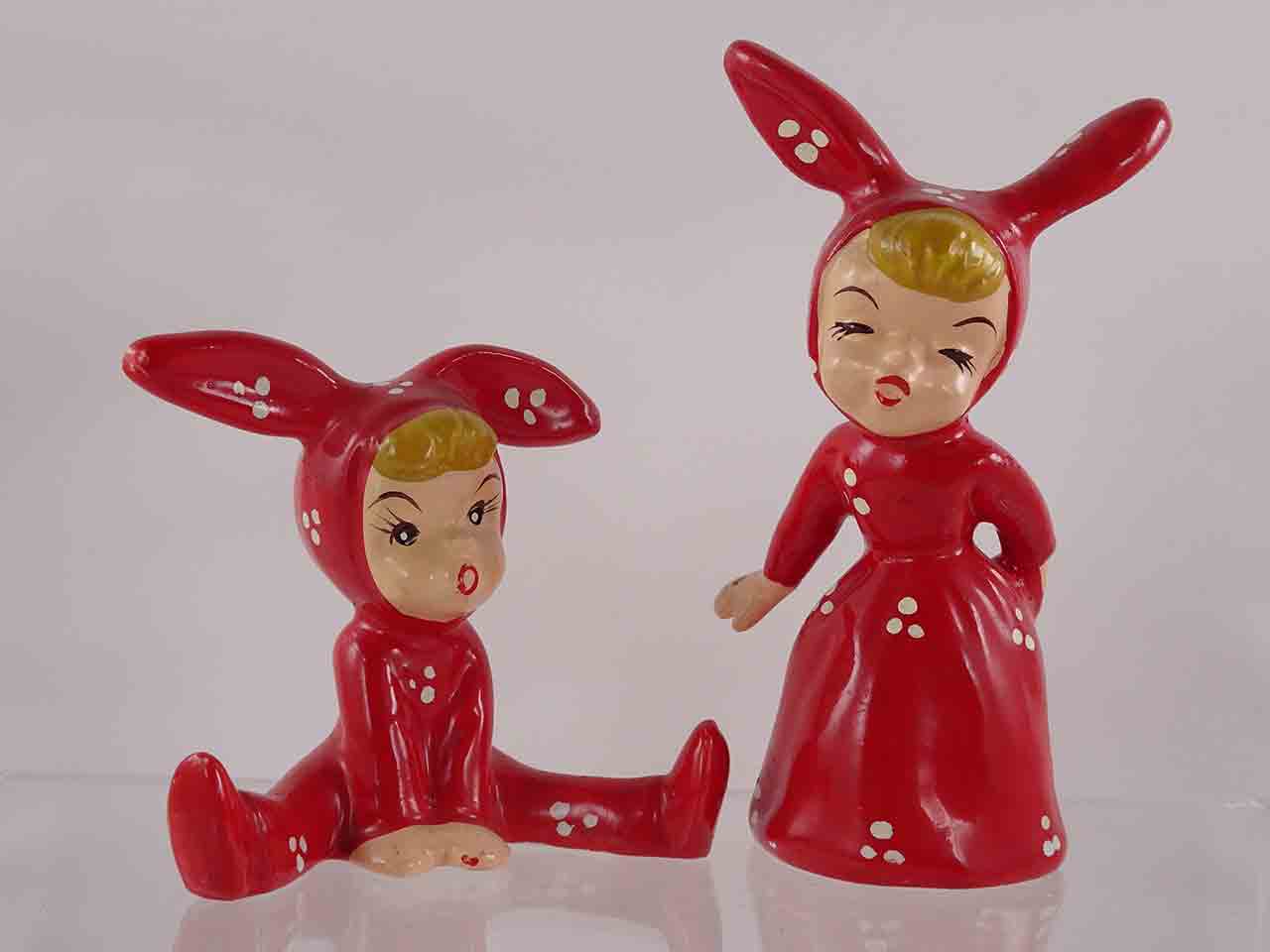 53915 Girls in bunny outfits salt and pepper shakers