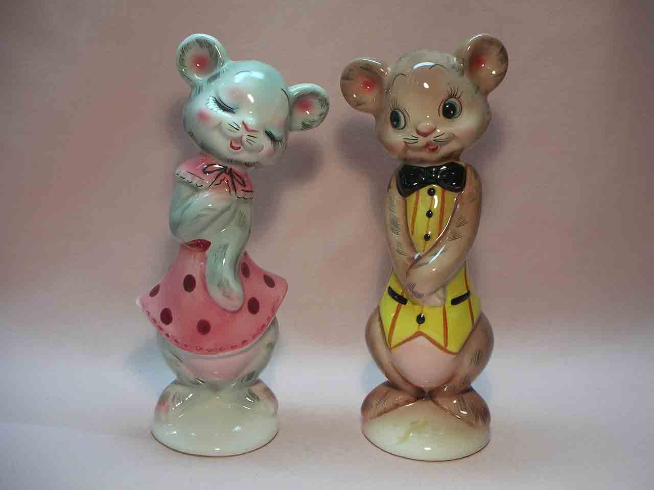 1767 Tall dressed animal series ?PY-like salt and pepper shakers - mice