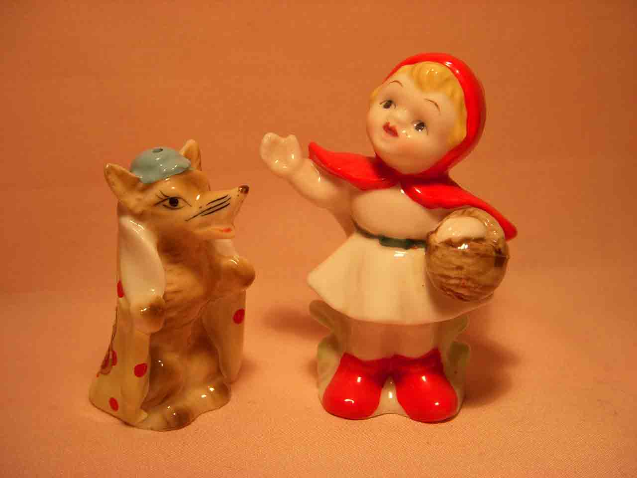 6627 Miniature Bone China Little Red Riding Hood nursery rhyme salt and pepper shaker