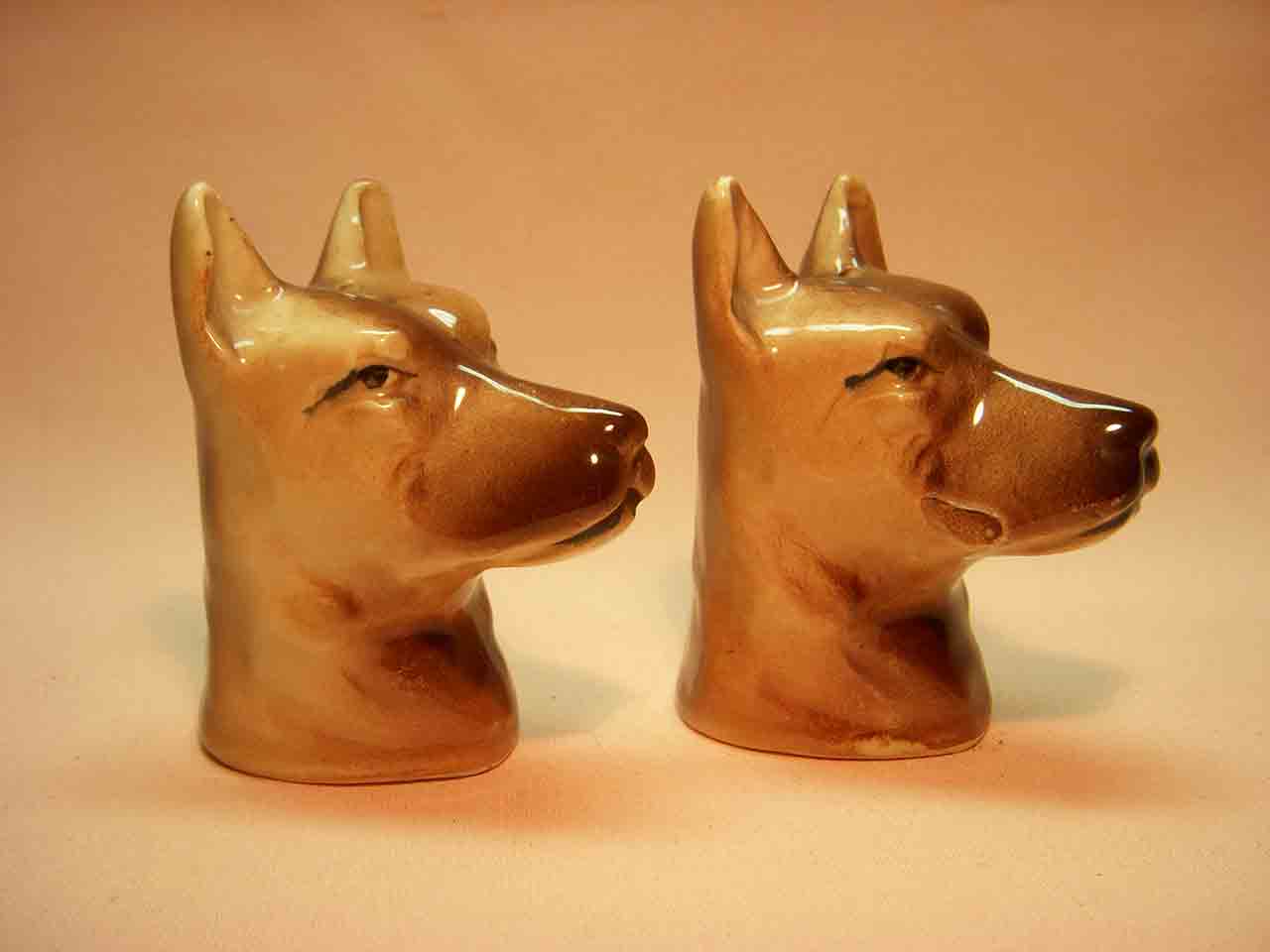 7139 Japan realistic dog heads series of salt and pepper shakers - Dobermans