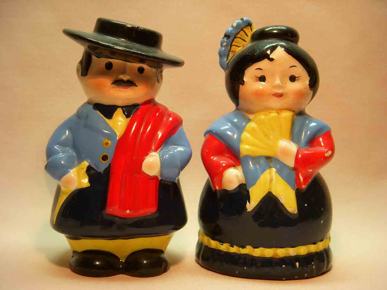 21984 Josef Originals Nationalities salt and pepper shaker series - Spain