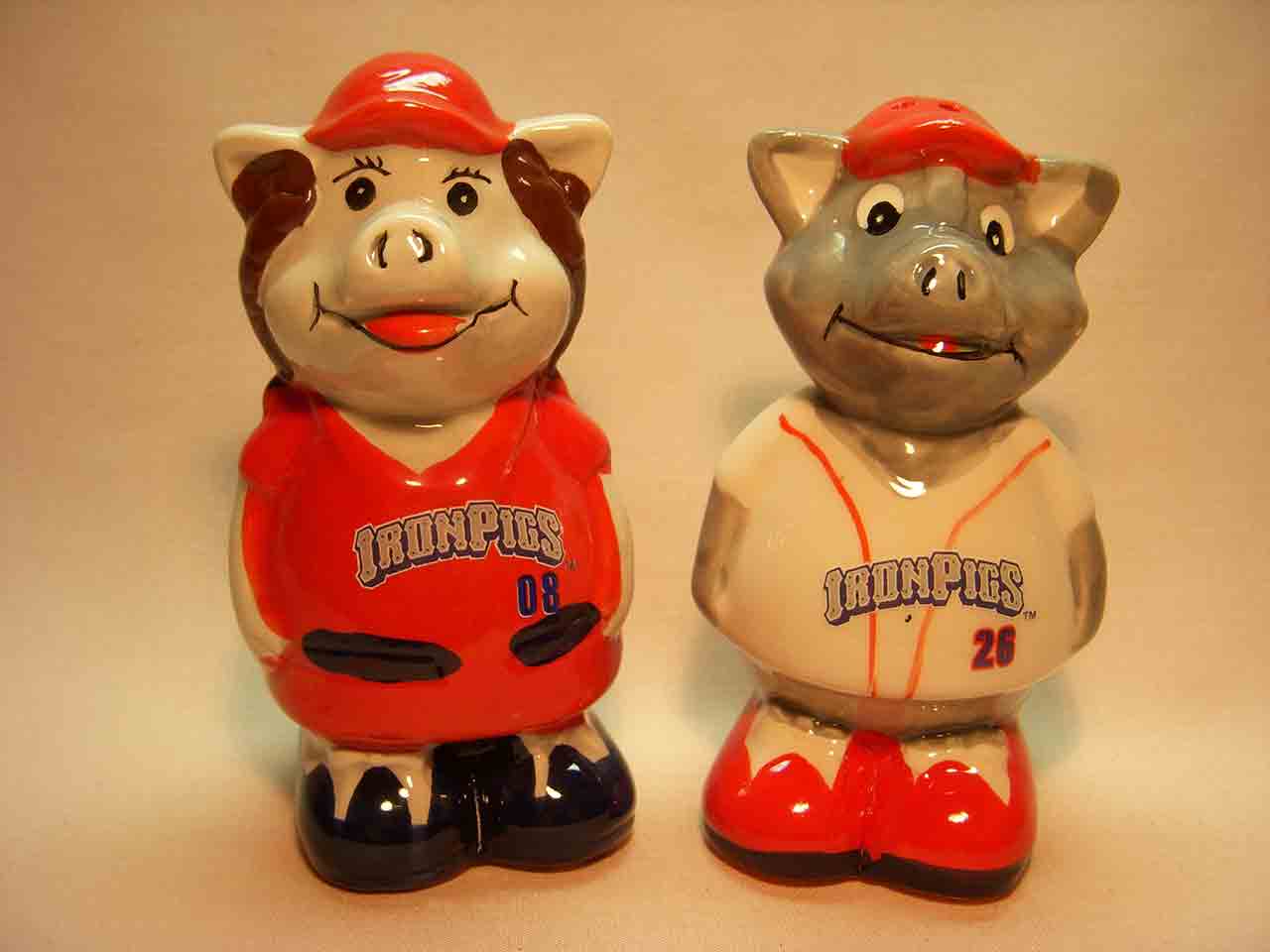 23514 Lehigh-Valley Ironpigs mascots salt and pepper shakers